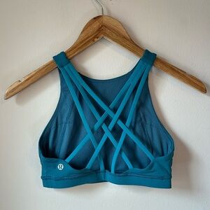 lululemon Free To Be Serene High Neck Bra Two-Tone Teal Size 4